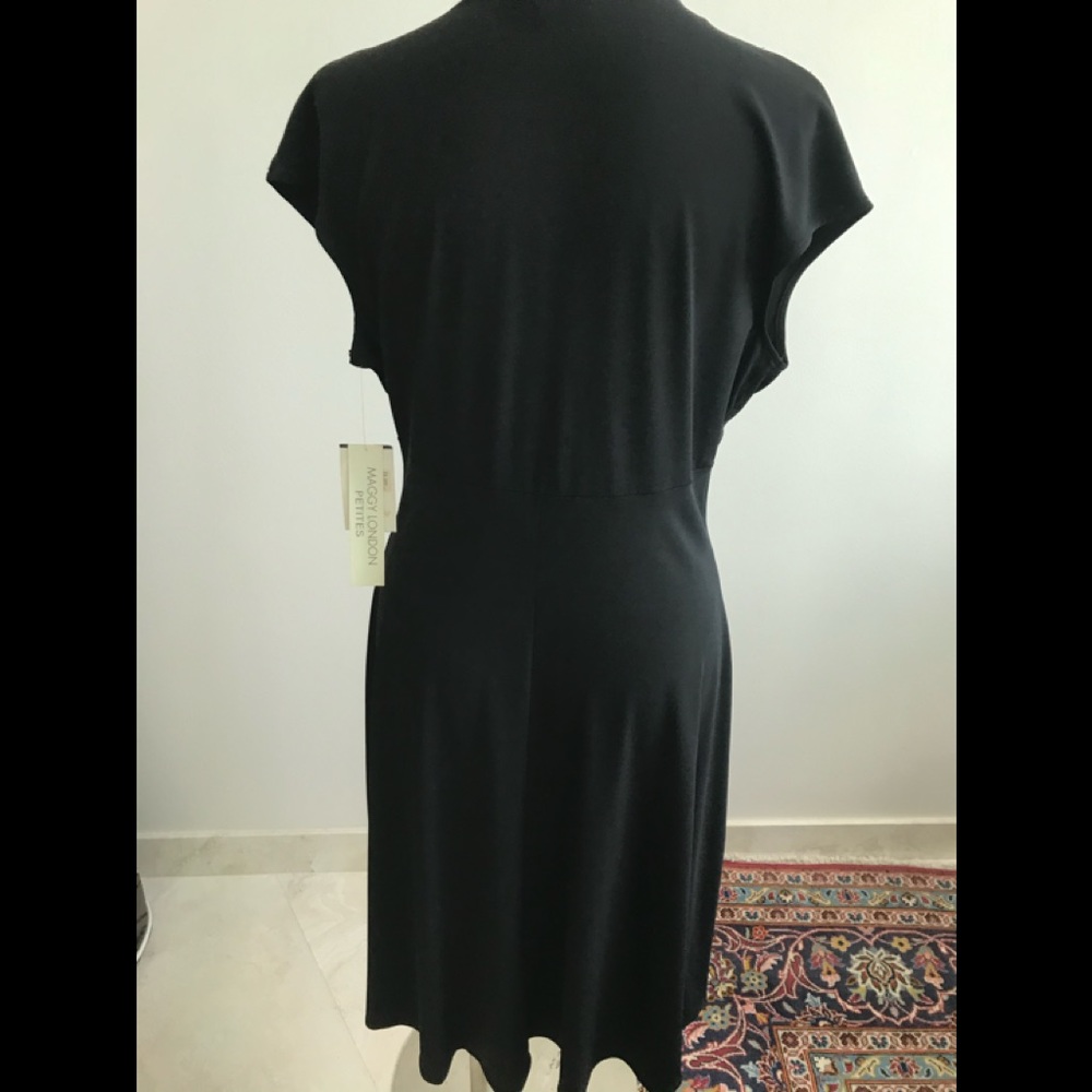 Maggy London NWT Little Black Dress Sz12p - Picture 3 of 7